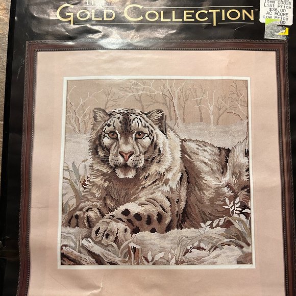 Dimensions Gold Collection SNOW LEOPARD Cross Stitch Kit #3835 Hart Design NEW!! - Picture 1 of 4